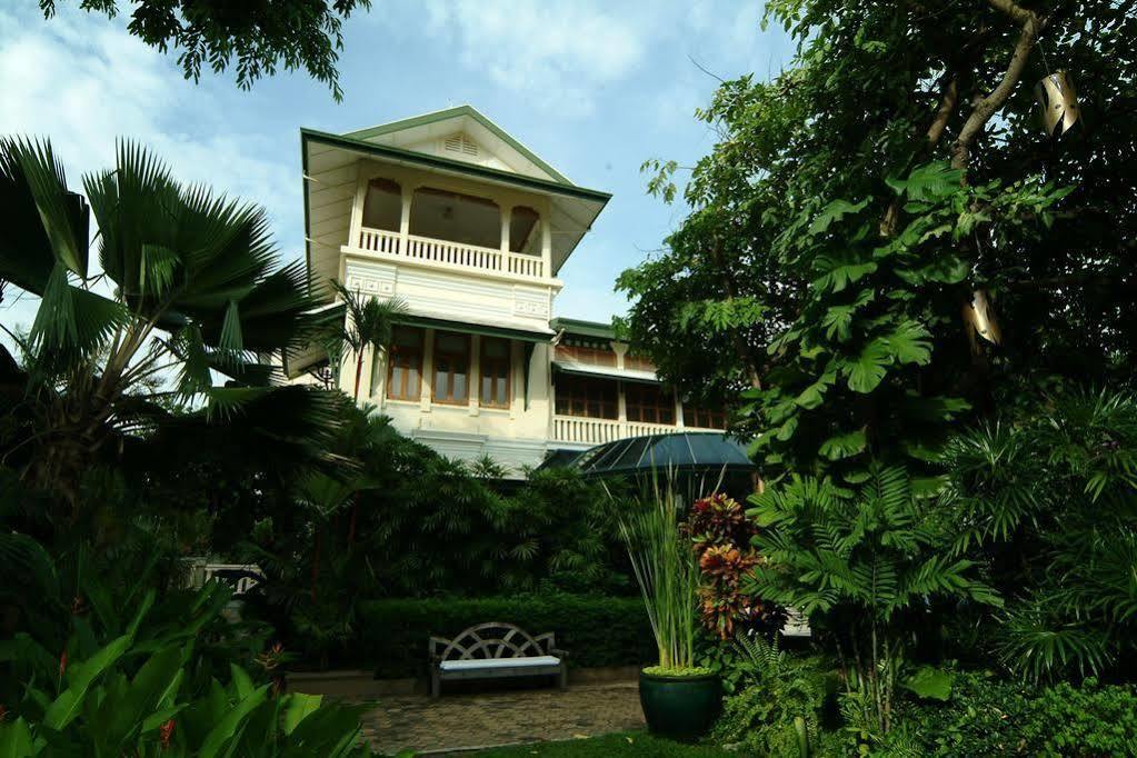 Chakrabongse Villas Бангкок Экстерьер фото