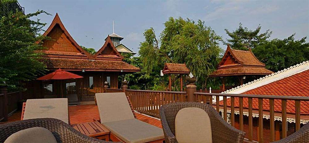 Chakrabongse Villas Бангкок Экстерьер фото
